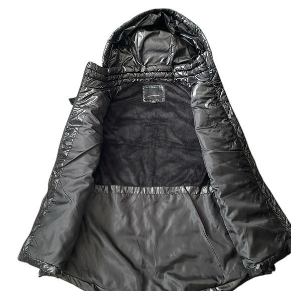 Weatherproof - Women’s Warm Puffer Vest - Picture 6 of 11